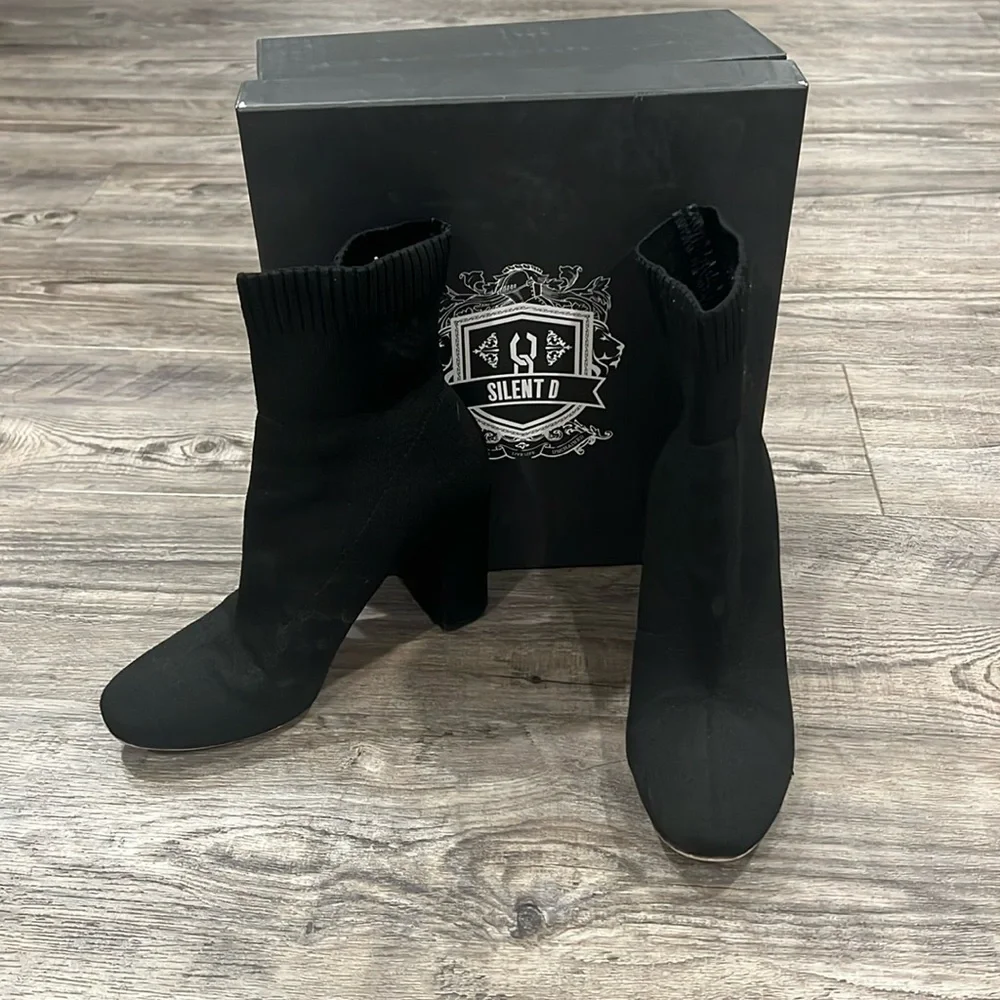 Anthropologie Silent D Portiac Sock Ankle Boots Size 39